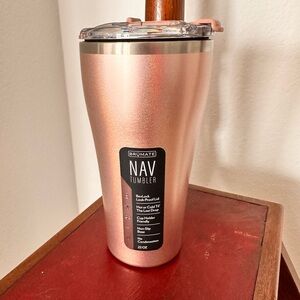 Gold Insulated Water Bottle for Dining
